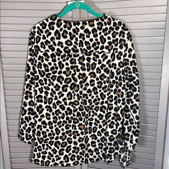 Leopard Print Blouse - Picture 3 of 9